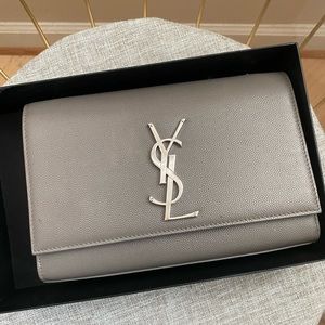 YVES SAINT LAURENT Kate Small Grain De Poudre Leather Shoulder Bag Grey